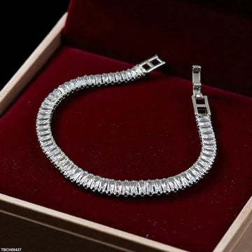 TBCH00437 BLX Imp Link Rectangle Bracelet- TBCH