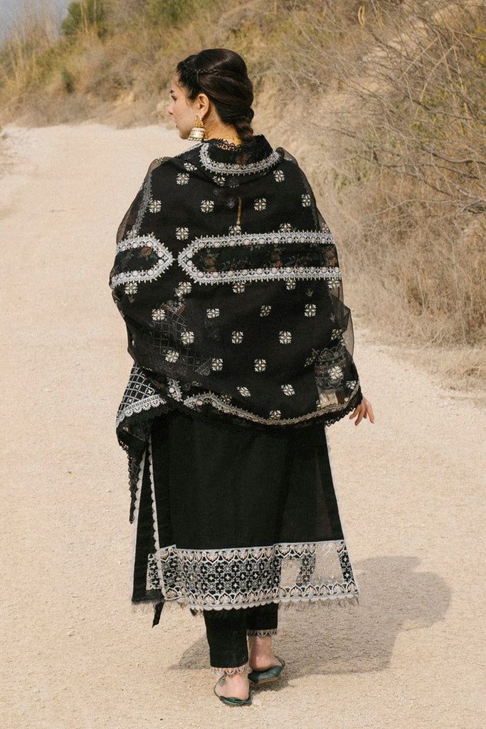 ` 🍂*_Qalamqar 1104_*🍂 *Luxury Embroidered 3-Piece* *STUFF: Best Export Quality Airjet Lawn (90/70)*